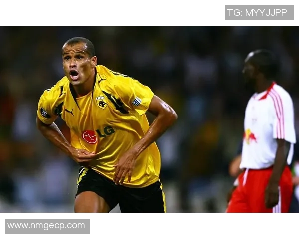 全球顶级足球球星运动员完整名单及最新表现分析