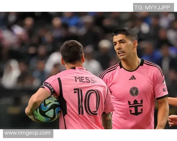 足球球星个性化动作解析：展现独特风格与技术背后的秘密